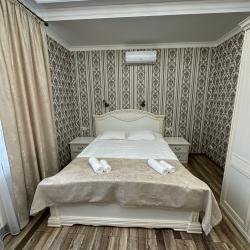 Фото Апартаменты на улице Титова 30