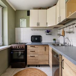 3-комнатные апартаменты эконом 33 военный городок д1 (мансарда)