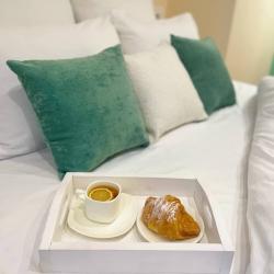 Фото Апартаменты на улице Евгения Золотухина 31