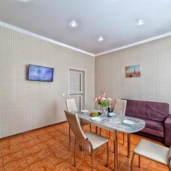 Фото Апартаменты на улице Павлюхина