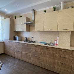 Фото Апартаменты на улице Островского 58