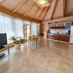 Yacht Club Yalta (Яхт-клуб Ялта) — dbedd102c20892737b11ea00c70cacc0