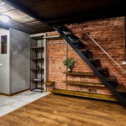 Фото Отель FlatStay Мойки 82| Трёшка у Исаакиевского собора в стиле Лофт, с просторной гостиной и 2-м ярусом