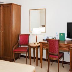 Номер стандарт с 1 двуспальной кроватью