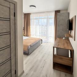 Номер комфорт с 1 двуспальной кроватью и балконом