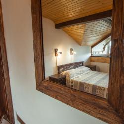 Номер стандарт с 1 двуспальной кроватью (с завтраком, мансарда)