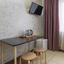 Номер полулюкс с 1 двуспальной кроватью