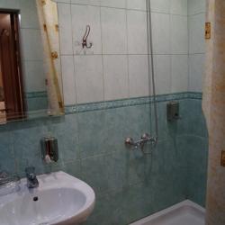 Номер стандарт с 2 односпальными кроватями (с завтраком)