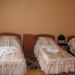 Номер стандарт с 3 односпальными кроватями (корпус 6)