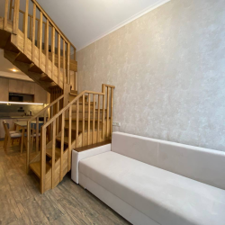 Номер люкс семейный (мансарда)