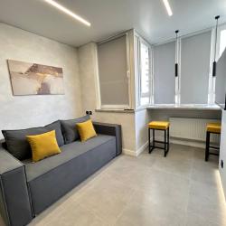 Фото Отель Smile Apartments (Смайл Апартментс) на улице Соколова 68/118c1