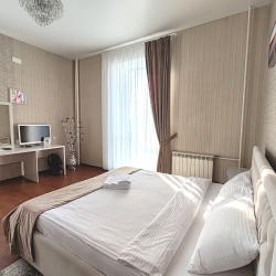 Номер стандарт с 1 двуспальной кроватью