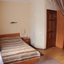 Фото Отель Надежда