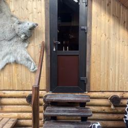 Номер студия с 3 односпальными и 2 двуспальными кроватями (мансарда)