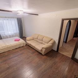 Фото Апартаменты на улице Суворова 151