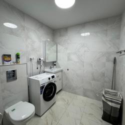 Фото Апартаменты на улице Худякова 7