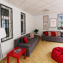 Фото Отель Maxi House Hostel (Макси Хаус)