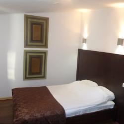 Номер стандарт с 1 двуспальной кроватью