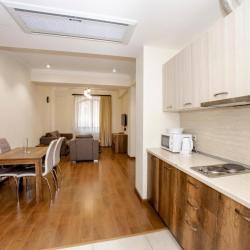 Фото Отель D&H Apartments (Ди энд Эйч)