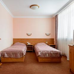 Номер стандарт с 2 односпальными кроватями