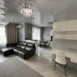 Фото Апартаменты President на улице Карла Либкнехта 114