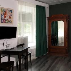Номер стандарт делюкс с 1 двуспальной кроватью