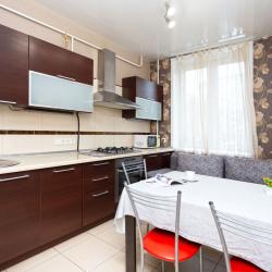 Фото Апартаменты на улице Кирова 3