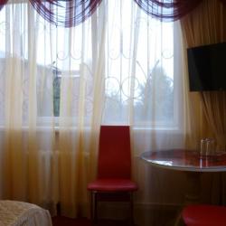 Номер стандарт с 1 двуспальной кроватью