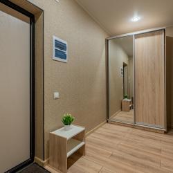 Фото Апартаменты Гранат на улице Краснолесья 96