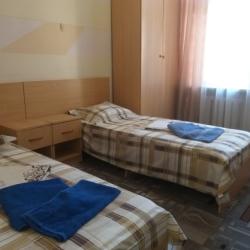 Номер эконом семейный с 3 односпальными кроватями