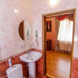 Фото Отель Люкс