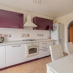 Фото Апартаменты на улице Суворова 151