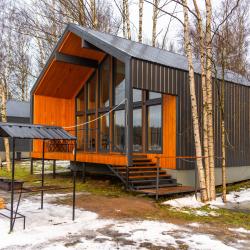 Коттедж у Озера с 3-мя спальнями (120 кв.м)