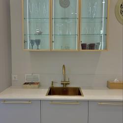 Фото Апартаменты на улице Сурикова 1