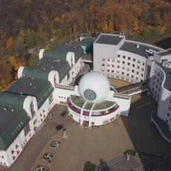 Фото Апартаменты на проспекте Октября 112