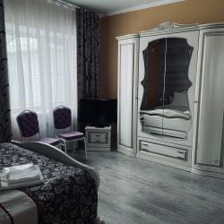 Номер комфорт улучшенный с 1 двуспальной кроватью