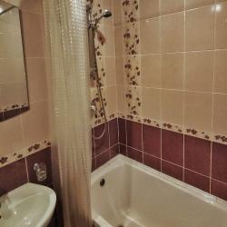 Номер стандарт с 1 двуспальной кроватью