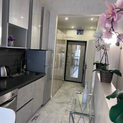 Фото Отель Malina Apartment (Малина Апартмент) на улице Липовой Рощи 1 корпус 1