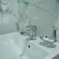 Фото Отель Lotus Hotel (Лотус)