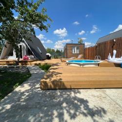 Дом у сосны