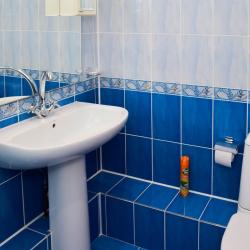 Номер стандарт с 2 односпальными кроватями (с завтраком)