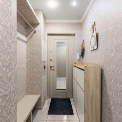 3-комнатные апартаменты эконом 33 военный городок д1 (мансарда)