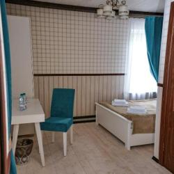 Номер стандарт с 1 двуспальной кроватью