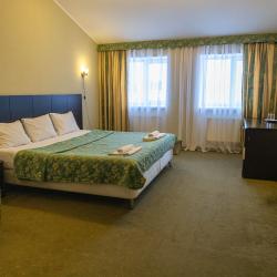 Номер комфорт улучшенный с 1 двуспальной кроватью