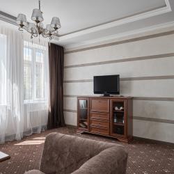 Корона — df42b840f9bdb3aa1593e85bdd3a7de7