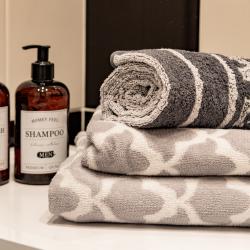 Фото Отель Romlex Apartments (Ромлекс) на улице Чаркова 79 корпус 2