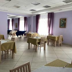 Фото Отель Рояль (бывш. Гостевой дом на Луначарского)