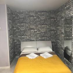 Фото Апартаменты Добрые сутки на улице Антона Валека