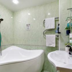 Фото Отель Просторная 3-комнатная квартира в Октябрьском районе