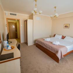 Номер улучшенный с 1 двуспальной кроватью